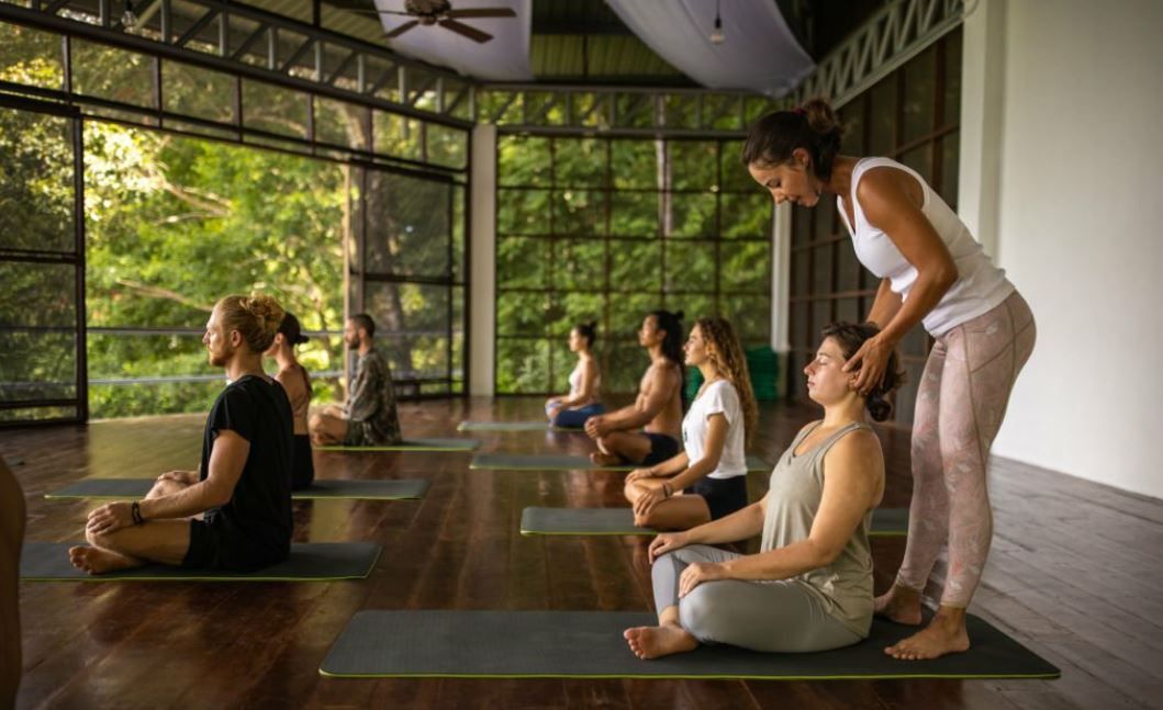 Read more about the article Ethical Guidelines for Yoga Instructors