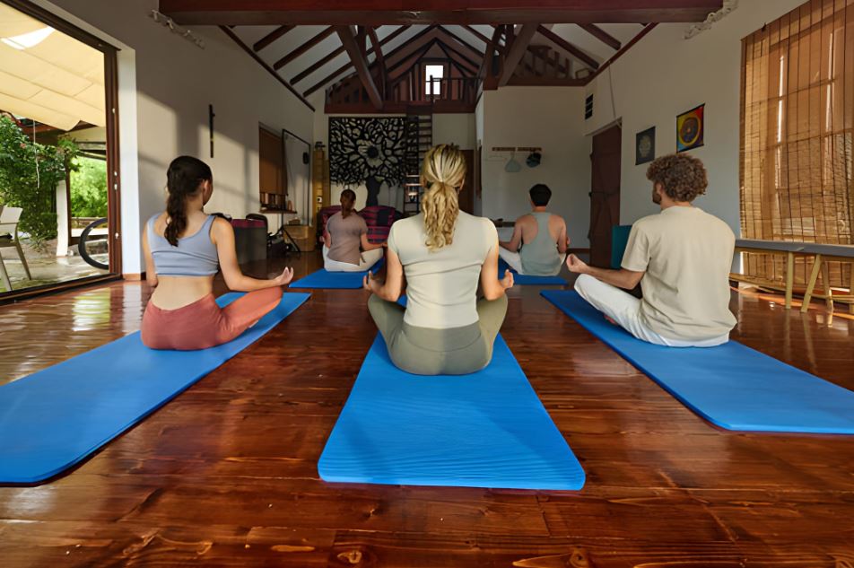 Read more about the article Yoga Poses to Practice Before Meditation